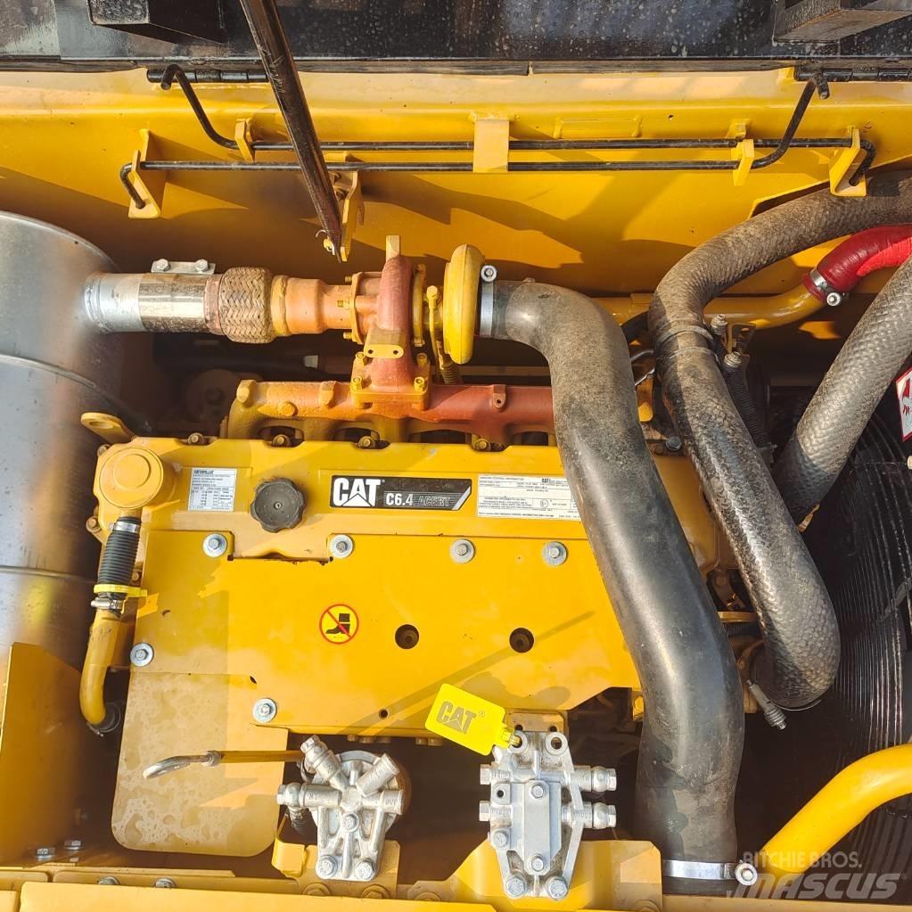 CAT 320D Raupenbagger