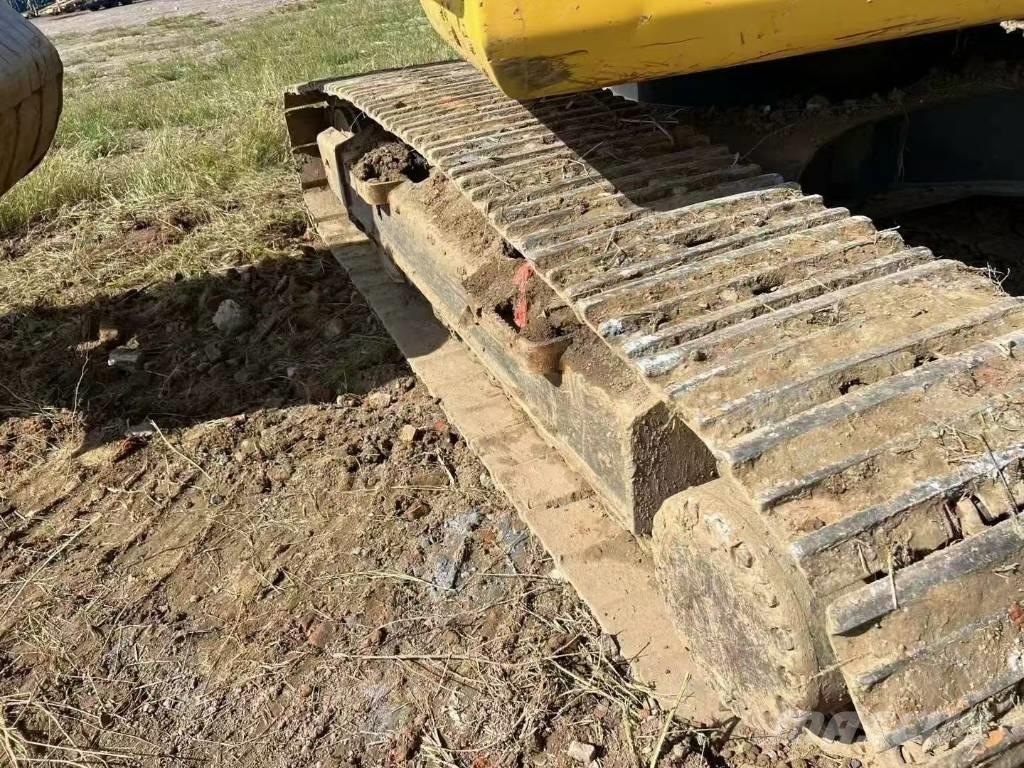 Komatsu PC 200 Raupenbagger