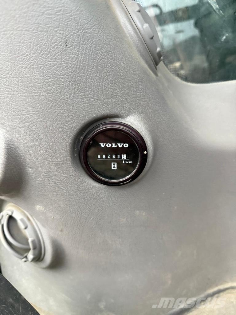 Volvo EC200EL Raupenbagger