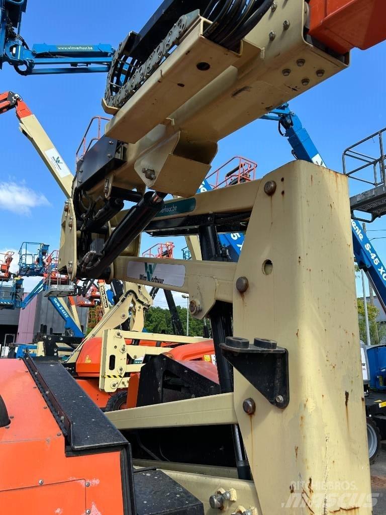 JLG 340 AJ Gelenkteleskoparbeitsbühnen