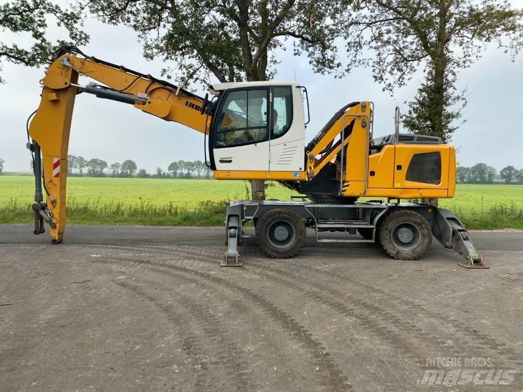 Liebherr LH 22 M Materialumschlag