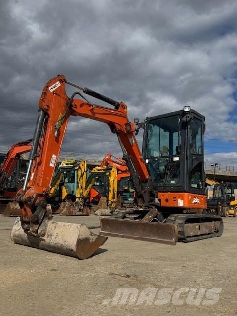Hitachi ZX 26 U-6 CR Minibagger < 7t