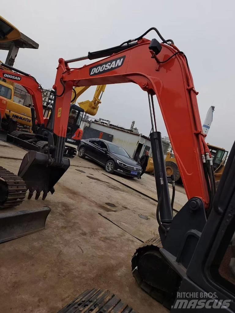 Doosan DH 60-7 Minibagger < 7t
