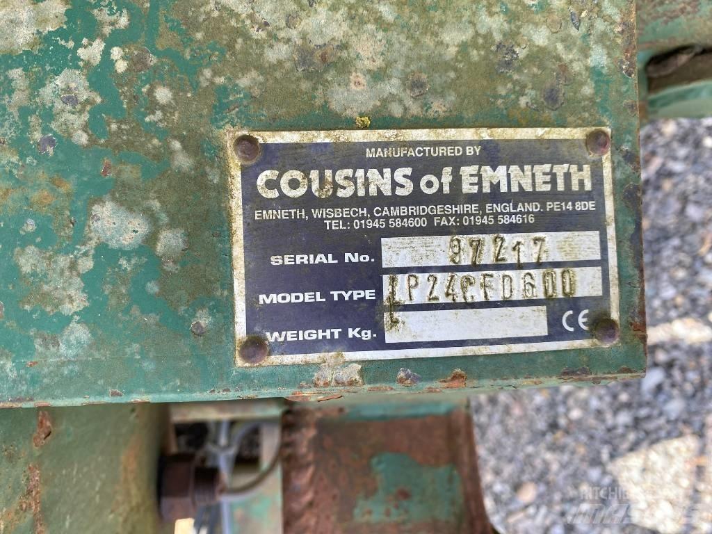 Cousins 6M PRESS Sonstige Landmaschinen