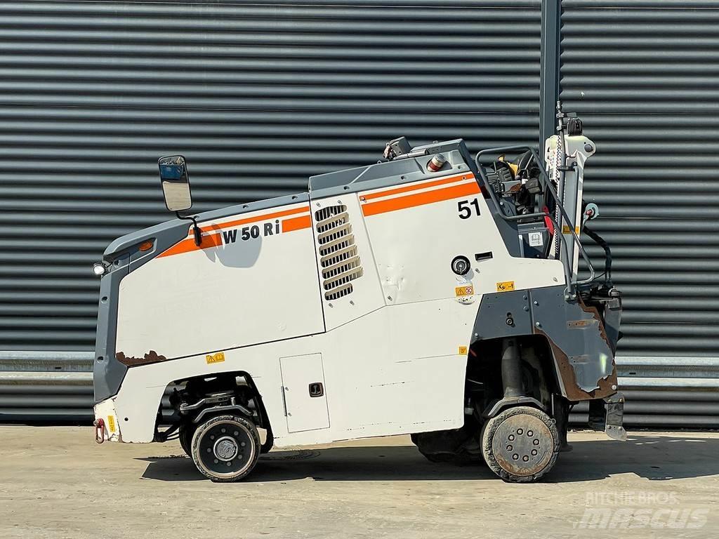 Wirtgen W 50 RI Asphaltfräsen