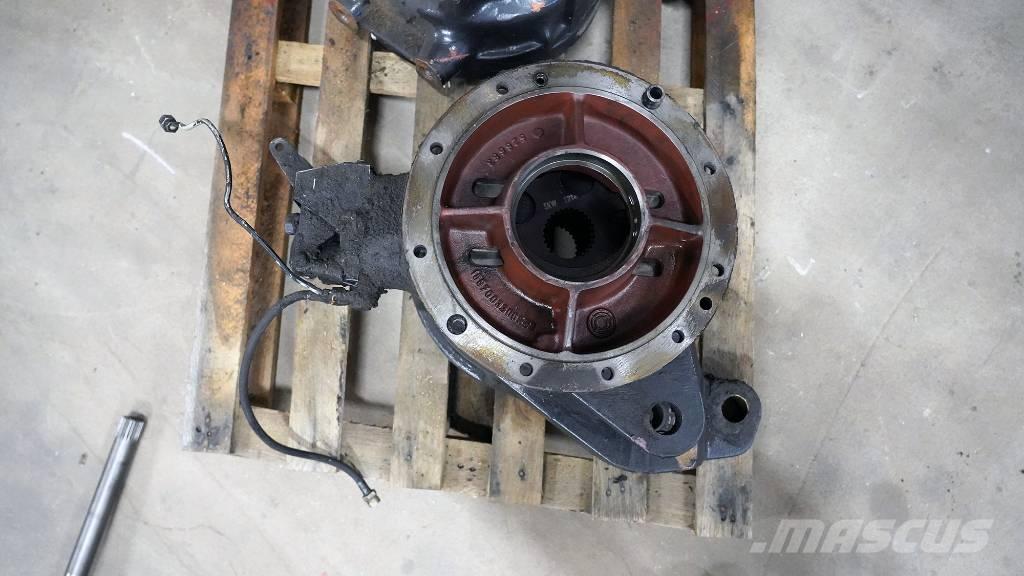 CASE CS 86 Bromshus Bremsen