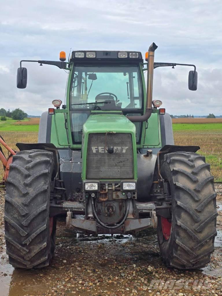 Fendt Favorit 824 Traktoren