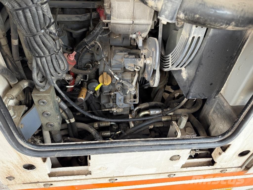 Wirtgen W 35 DC Asphaltfräsen