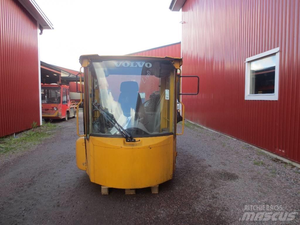 Volvo L 180 D Kabinen
