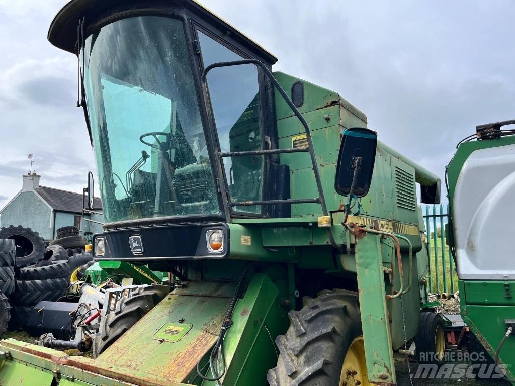 John Deere 1055 Mähdrescher