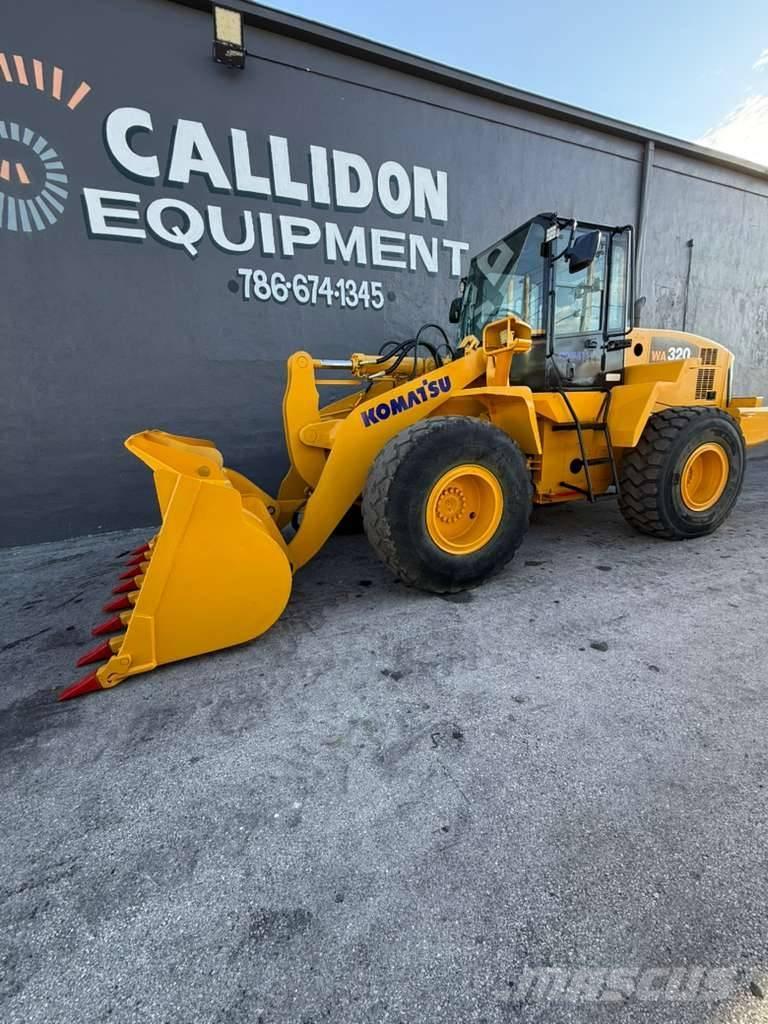 Komatsu WA 320-5L Radlader