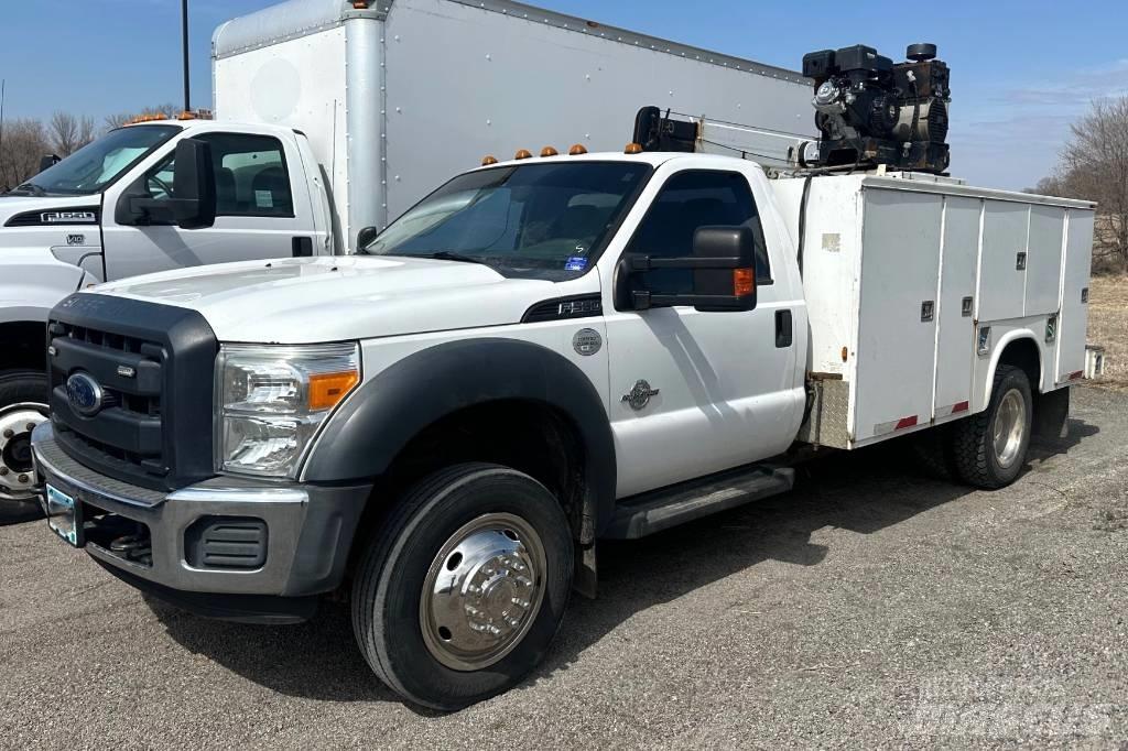 Ford F 550 XL SD Raupenkrane