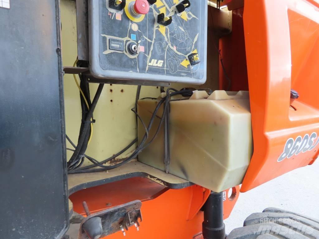 JLG 860 SJ Teleskopbühnen