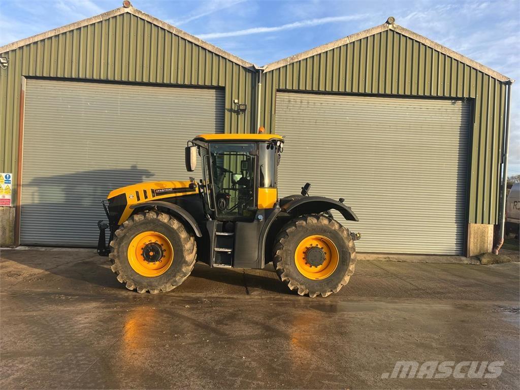 JCB Fastrac 4220 Traktoren