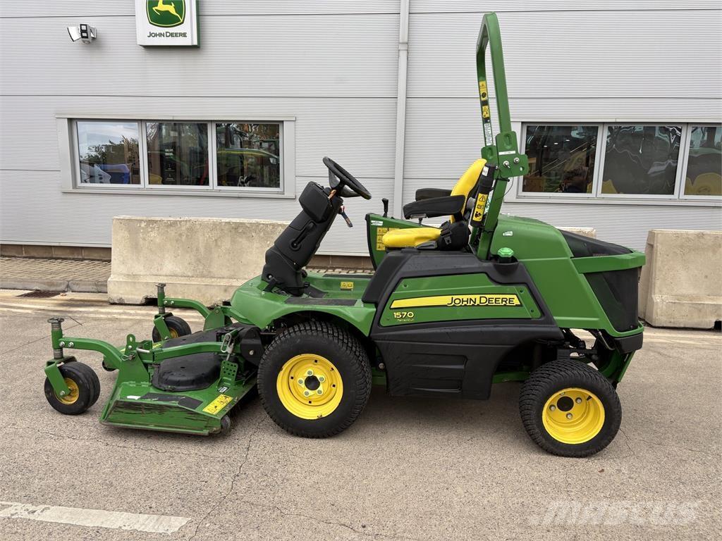 John Deere 1570 Reitermäher