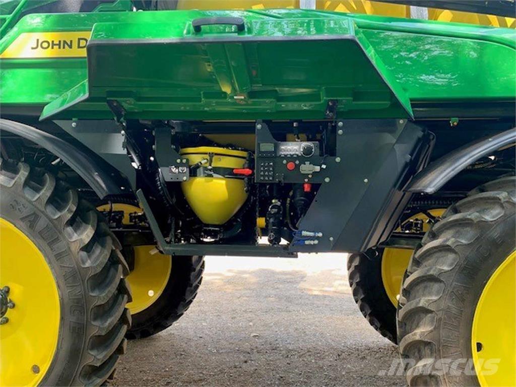 John Deere 340M Selbstfahrende Sprühgeräte