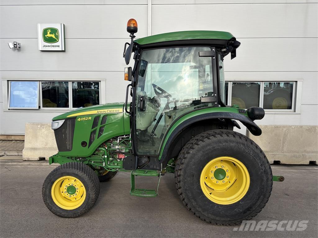 John Deere 4052R Kleintraktoren