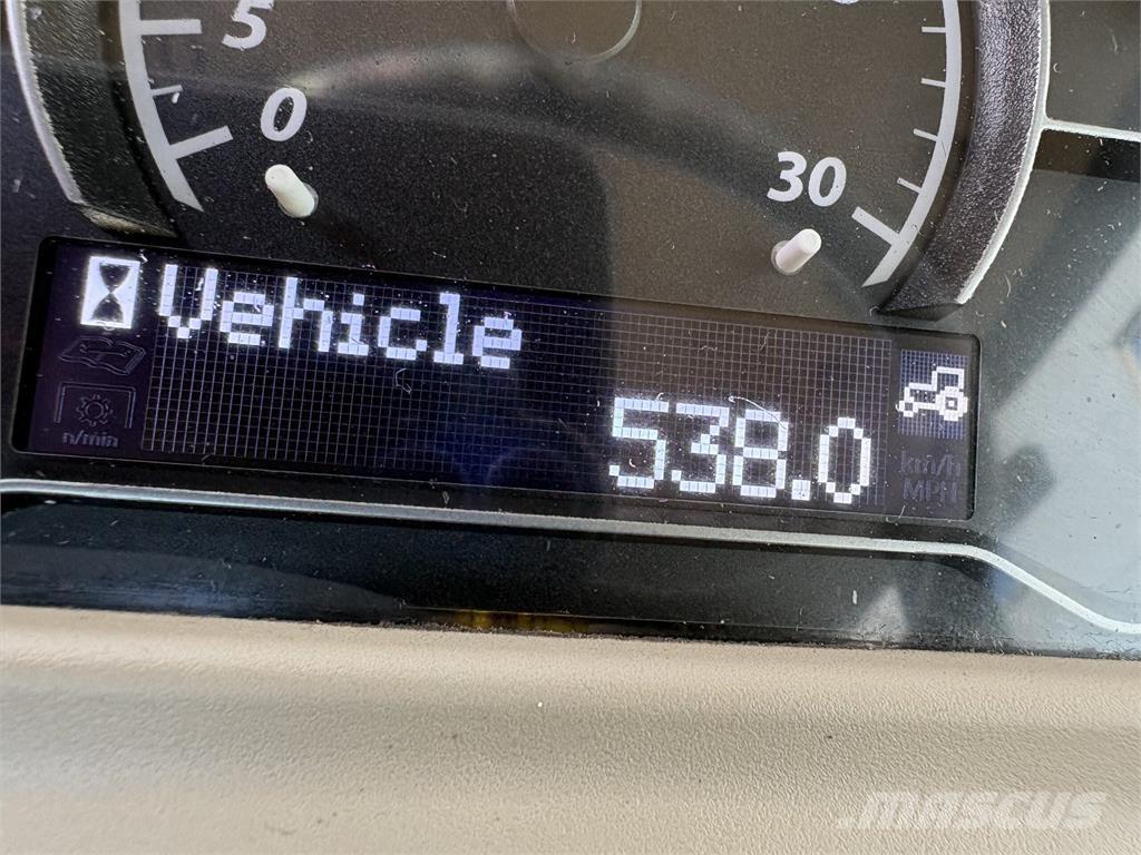 John Deere 4066R Kleintraktoren