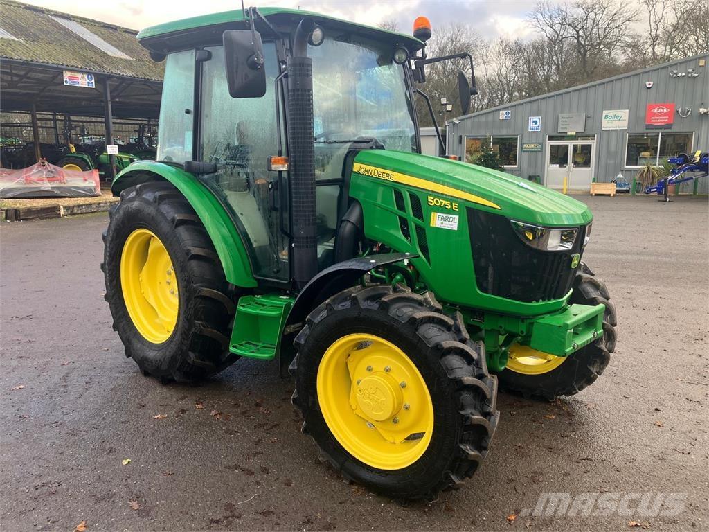 John Deere 5075E Traktoren