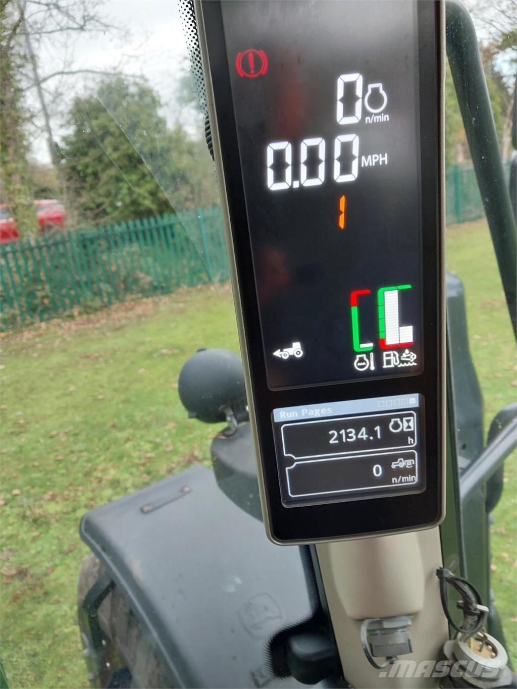 John Deere 6100M Traktoren