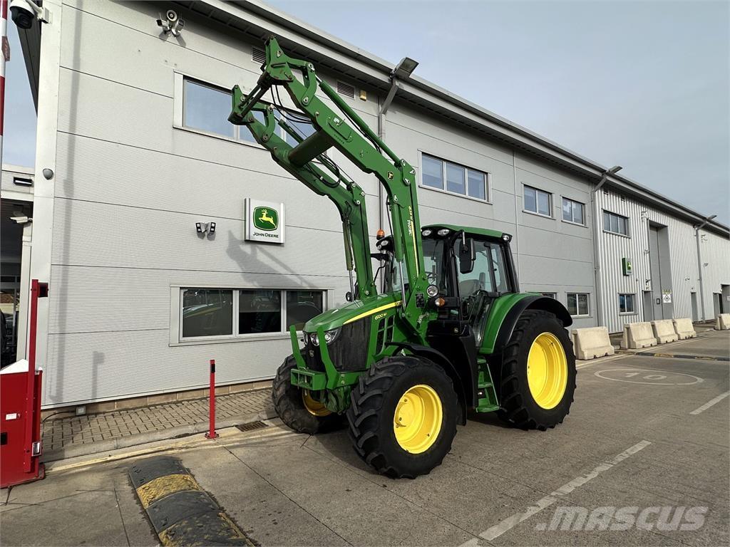 John Deere 6120M Traktoren