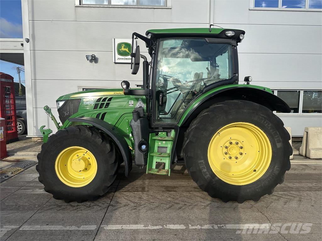 John Deere 6130R Traktoren