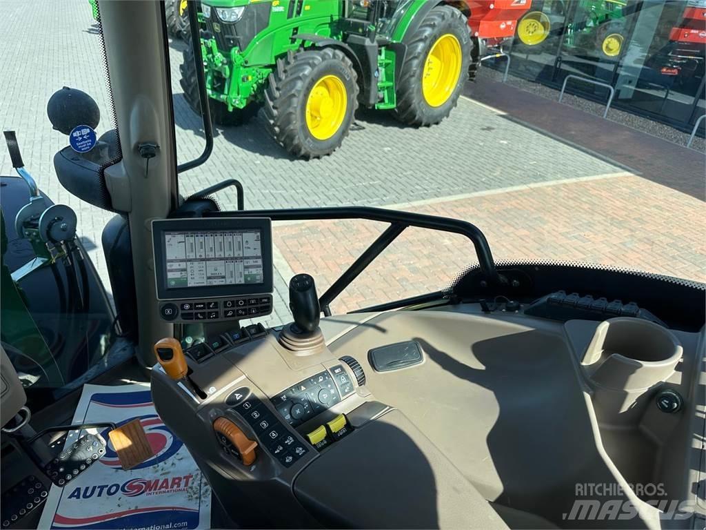 John Deere 6135R Traktoren