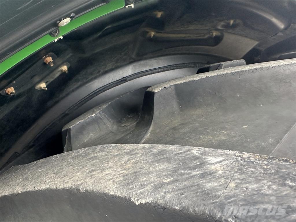 John Deere 6155R Traktoren