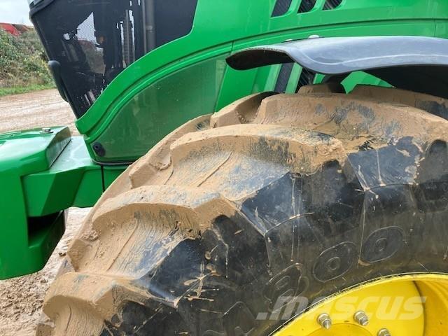 John Deere 6155R Traktoren