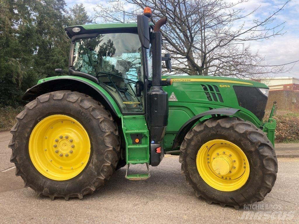John Deere 6215R Traktoren