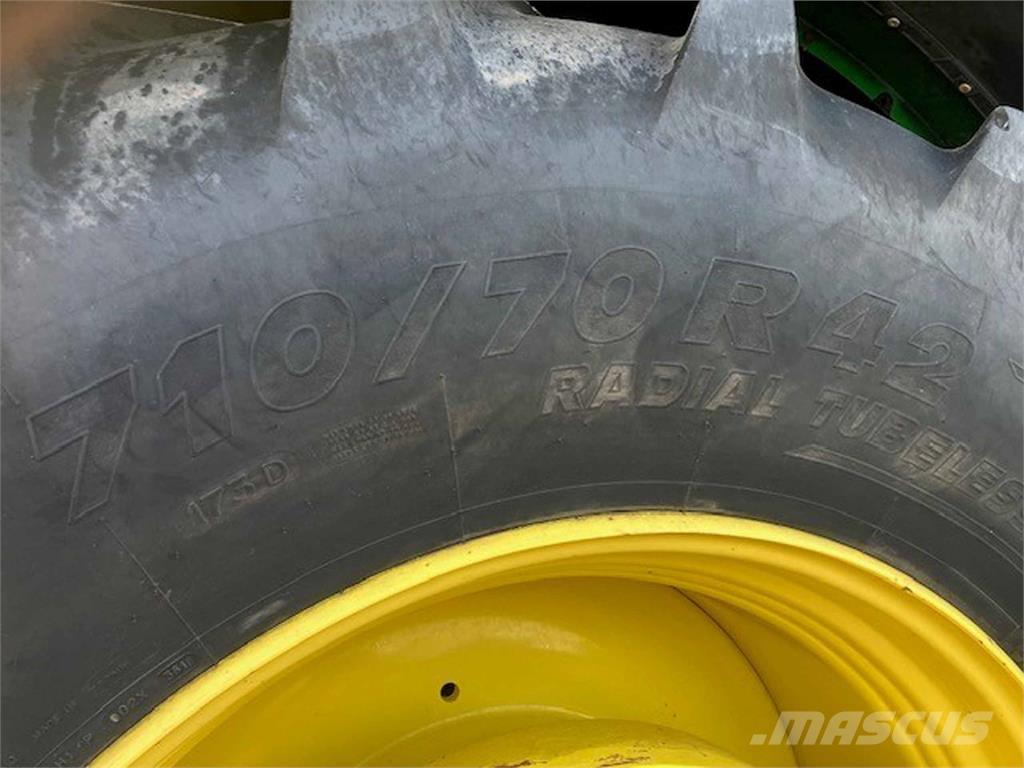 John Deere 6250R Traktoren