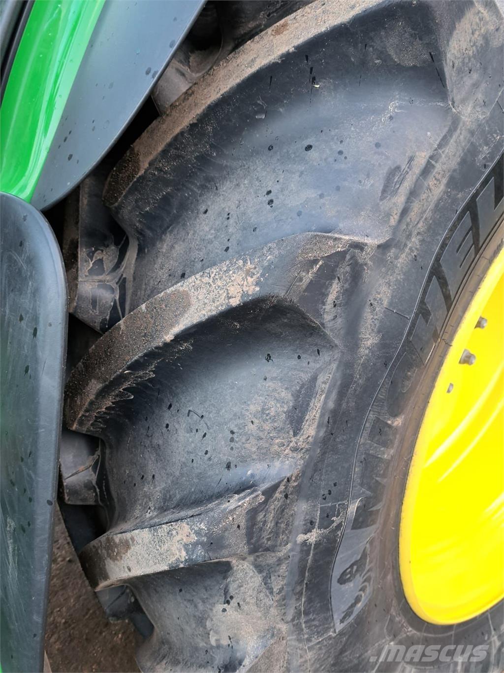 John Deere 6R 155 Traktoren