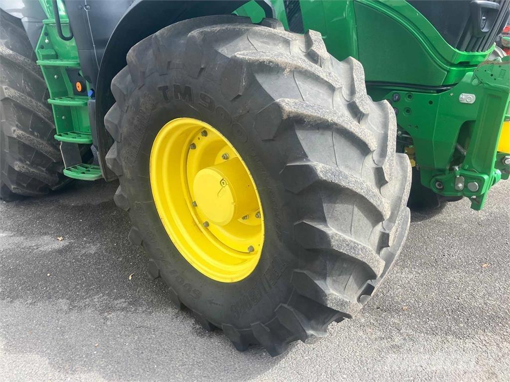 John Deere 6R 195 Traktoren