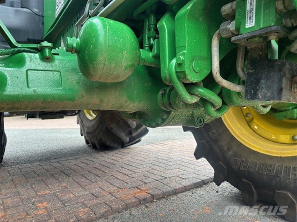 John Deere 6R 215 Traktoren