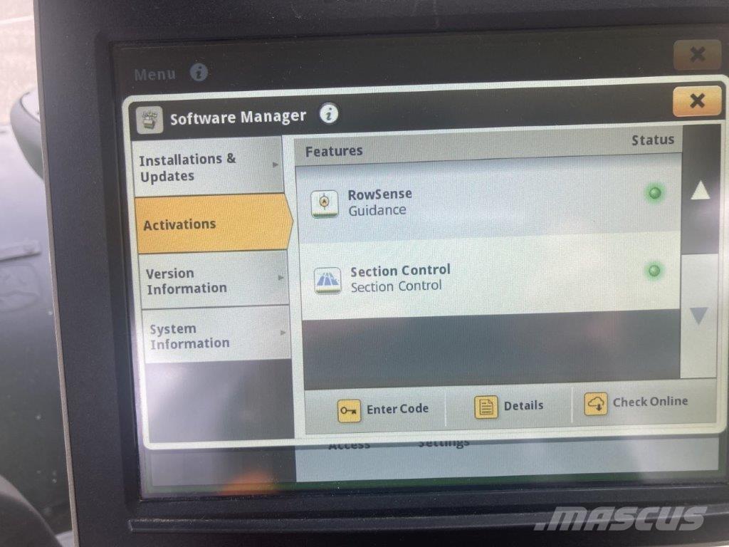 John Deere 6R 215 Traktoren