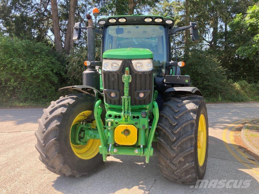 John Deere 6R 215 Traktoren