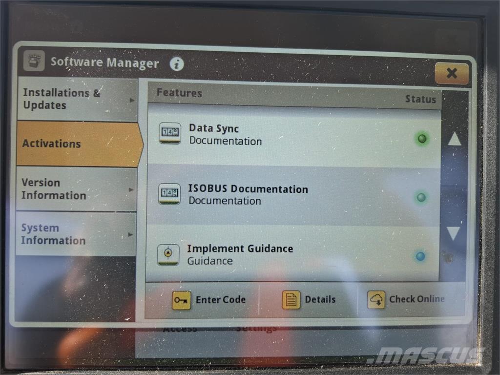 John Deere 6R 215 Traktoren