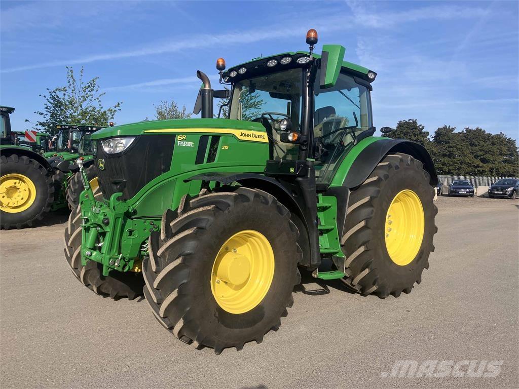 John Deere 6R 215 Traktoren