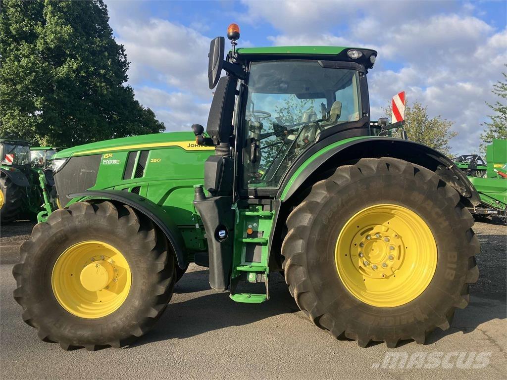 John Deere 6R 250 Traktoren