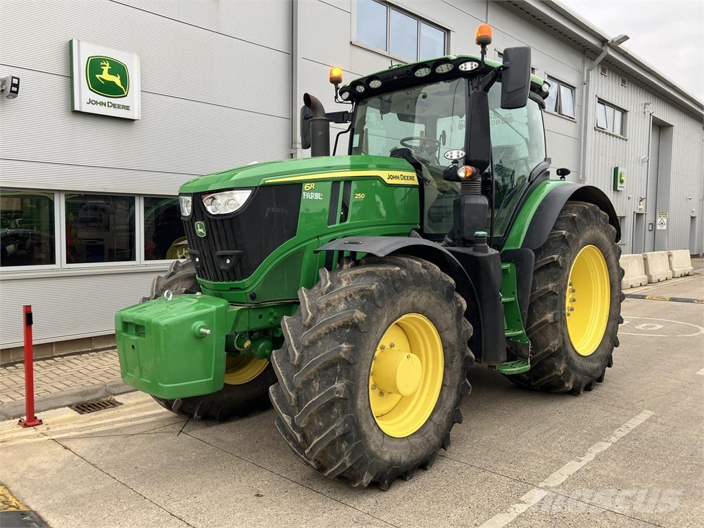 John Deere 6R 250 Traktoren