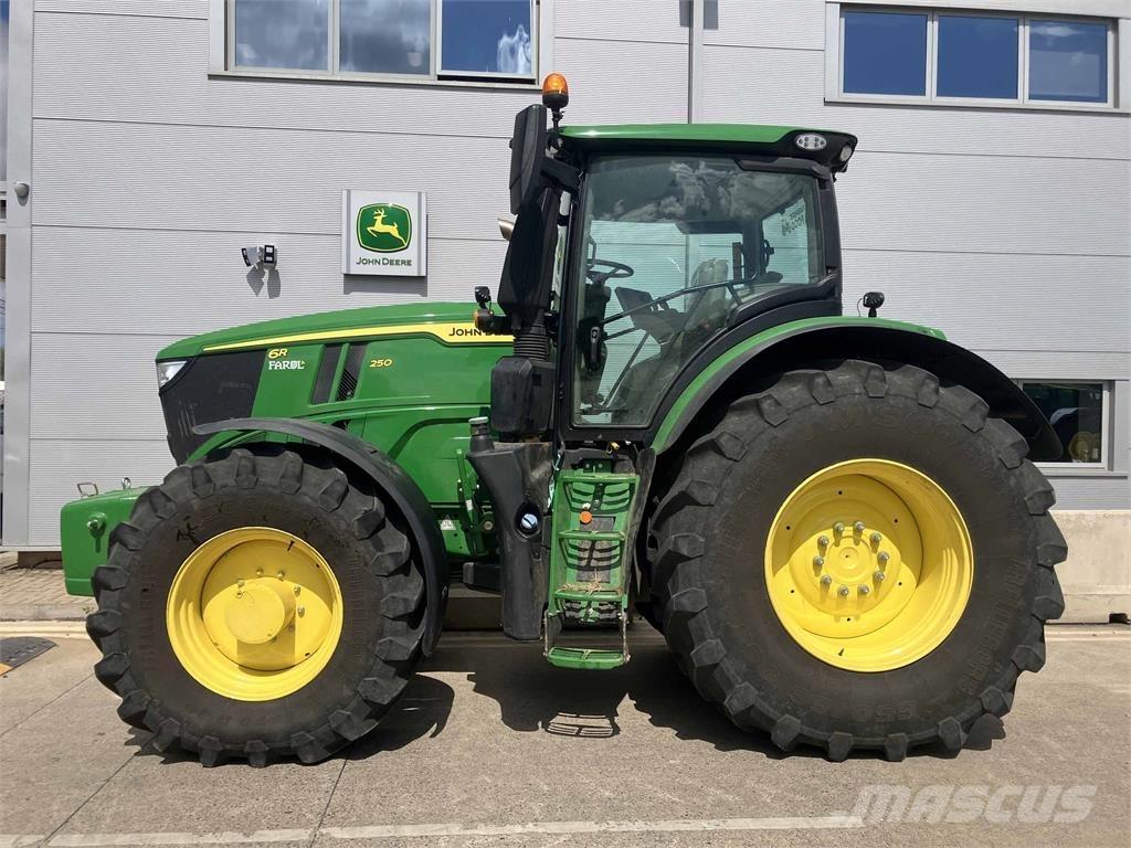 John Deere 6R 250 Traktoren