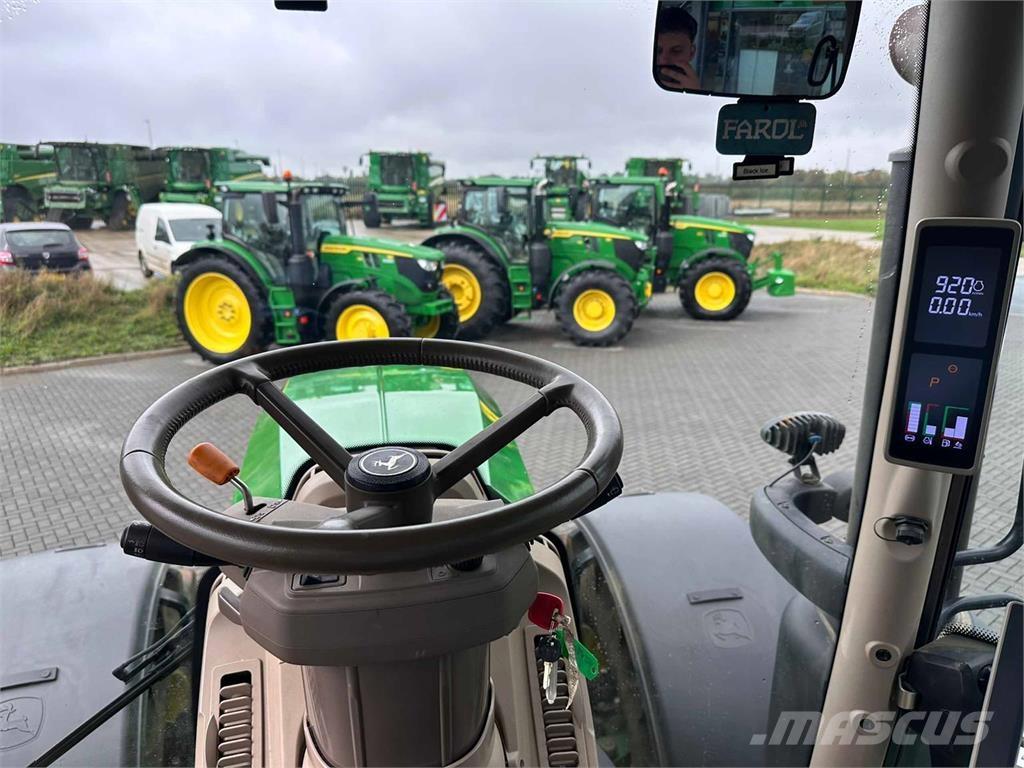 John Deere 6R 250 Traktoren