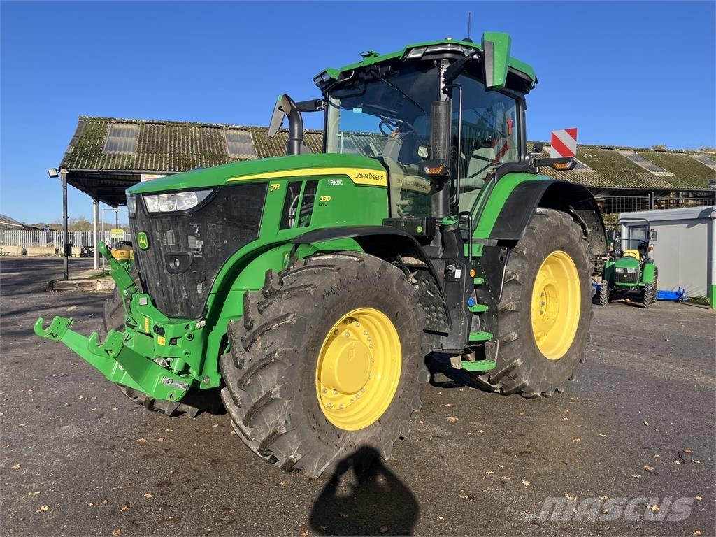 John Deere 7R 330 Traktoren
