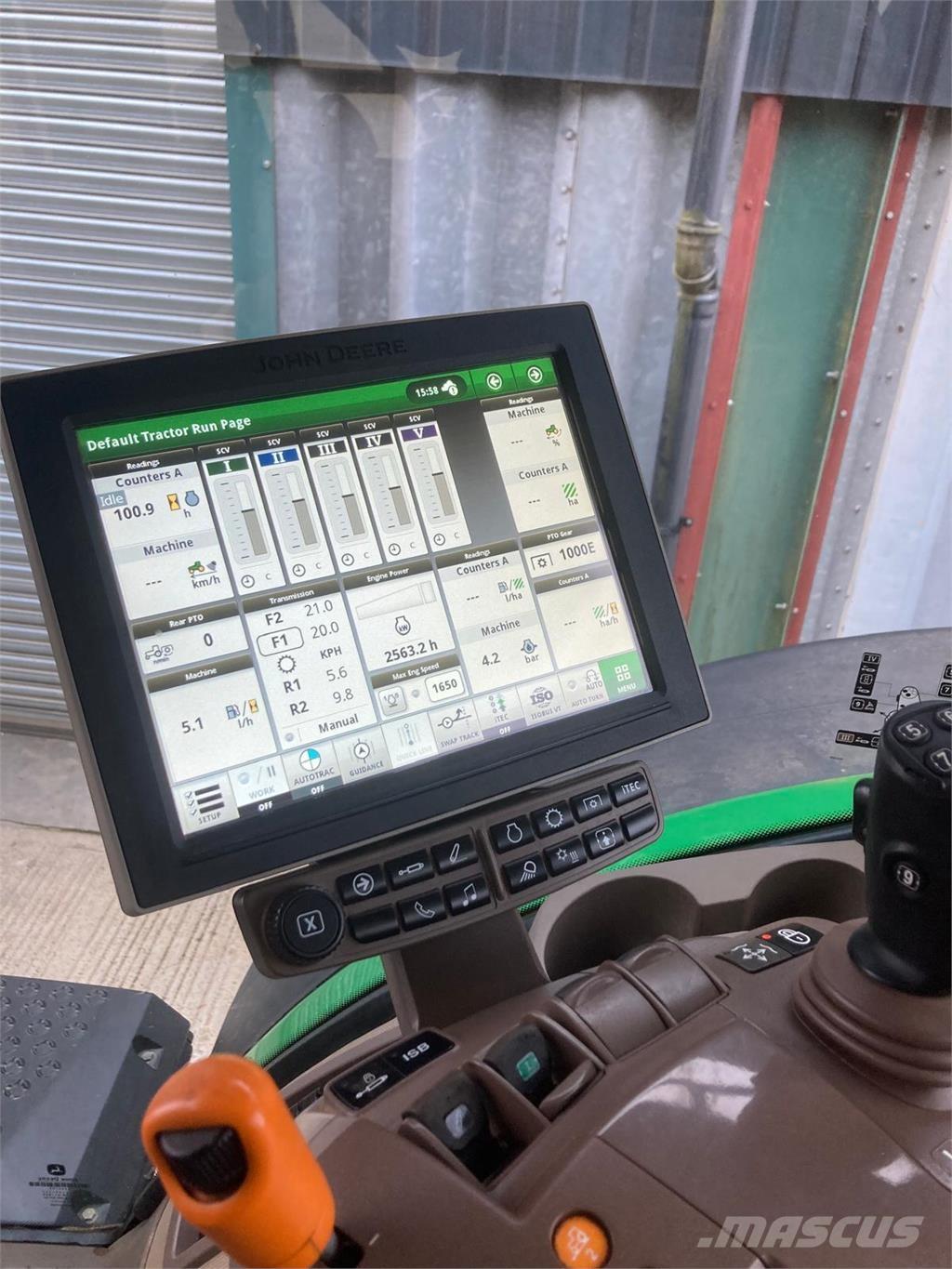 John Deere 8400R Traktoren