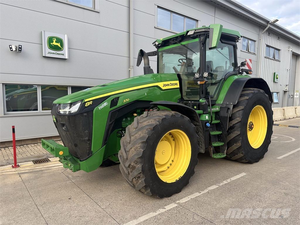 John Deere 8R 370 Traktoren