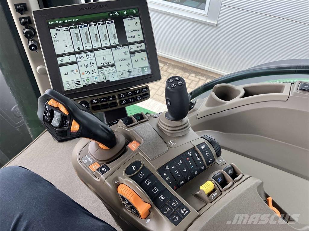 John Deere 8R 370 Traktoren