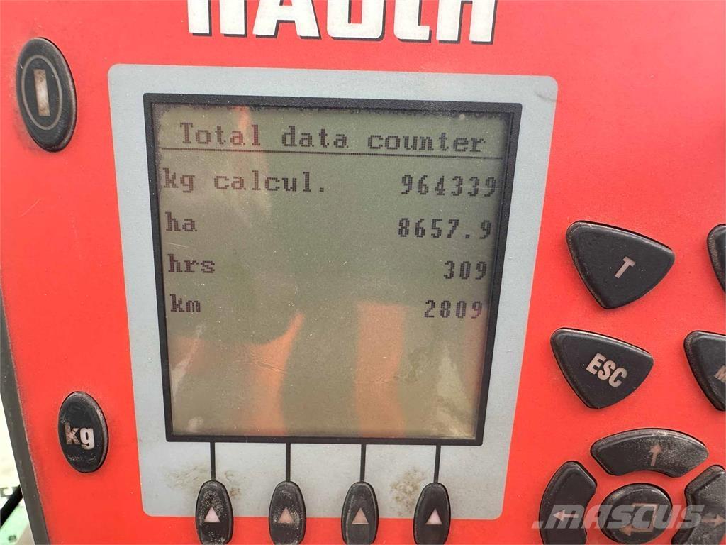 John Deere Axis 40.1W Düngemittel-Sprüher