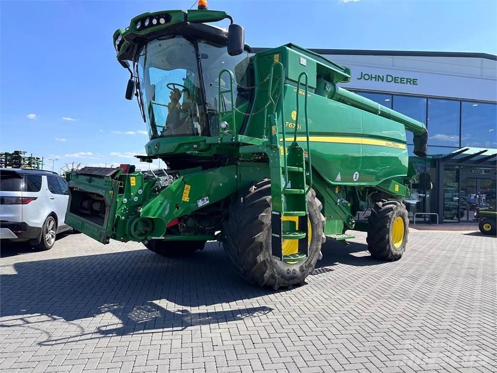 John Deere T670i HM Mähdrescher