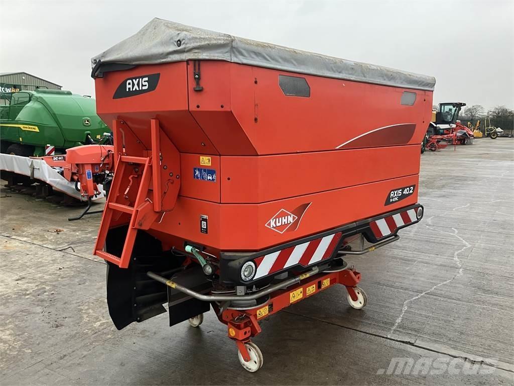 Kuhn Axis 40.2 HEMC Düngemittel-Sprüher