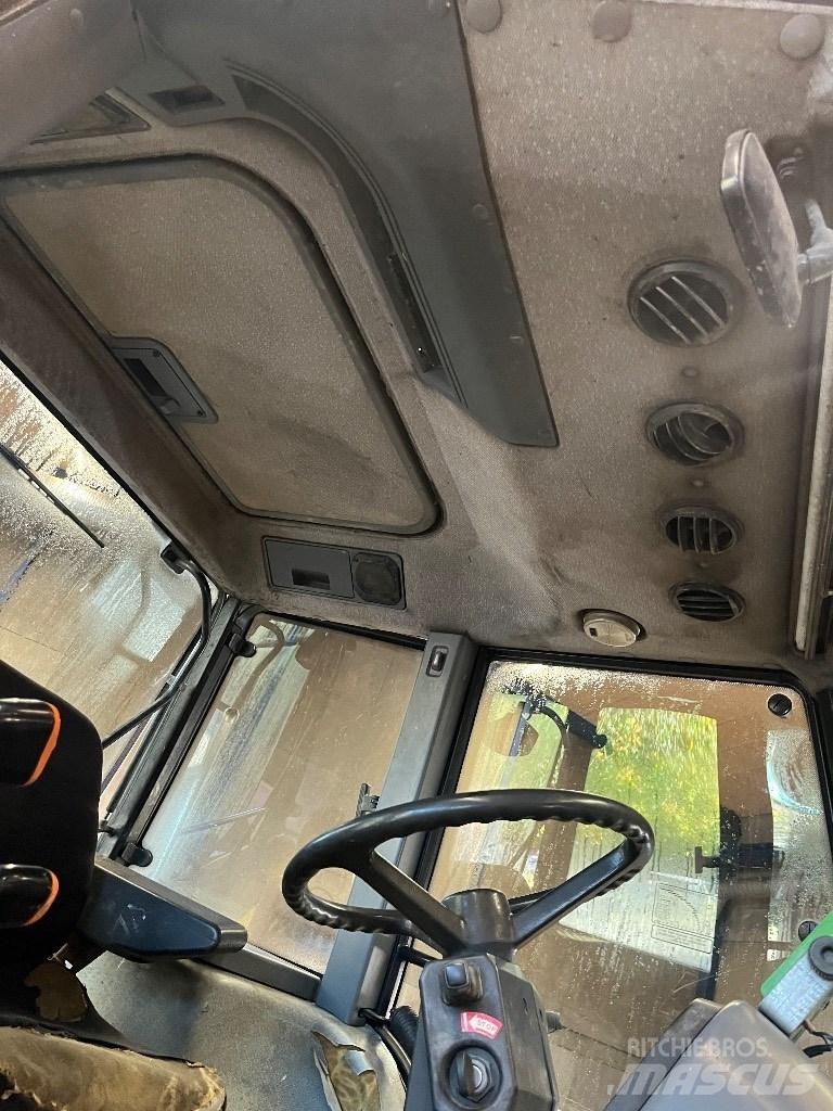 Ford 7840 SLE Traktoren